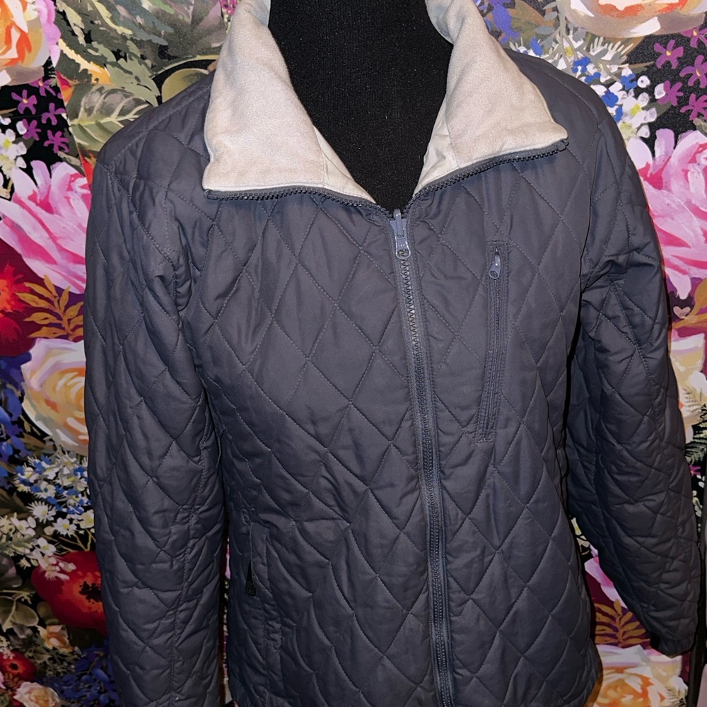 Columbia Quilted Gray Jacket with Cream Lining